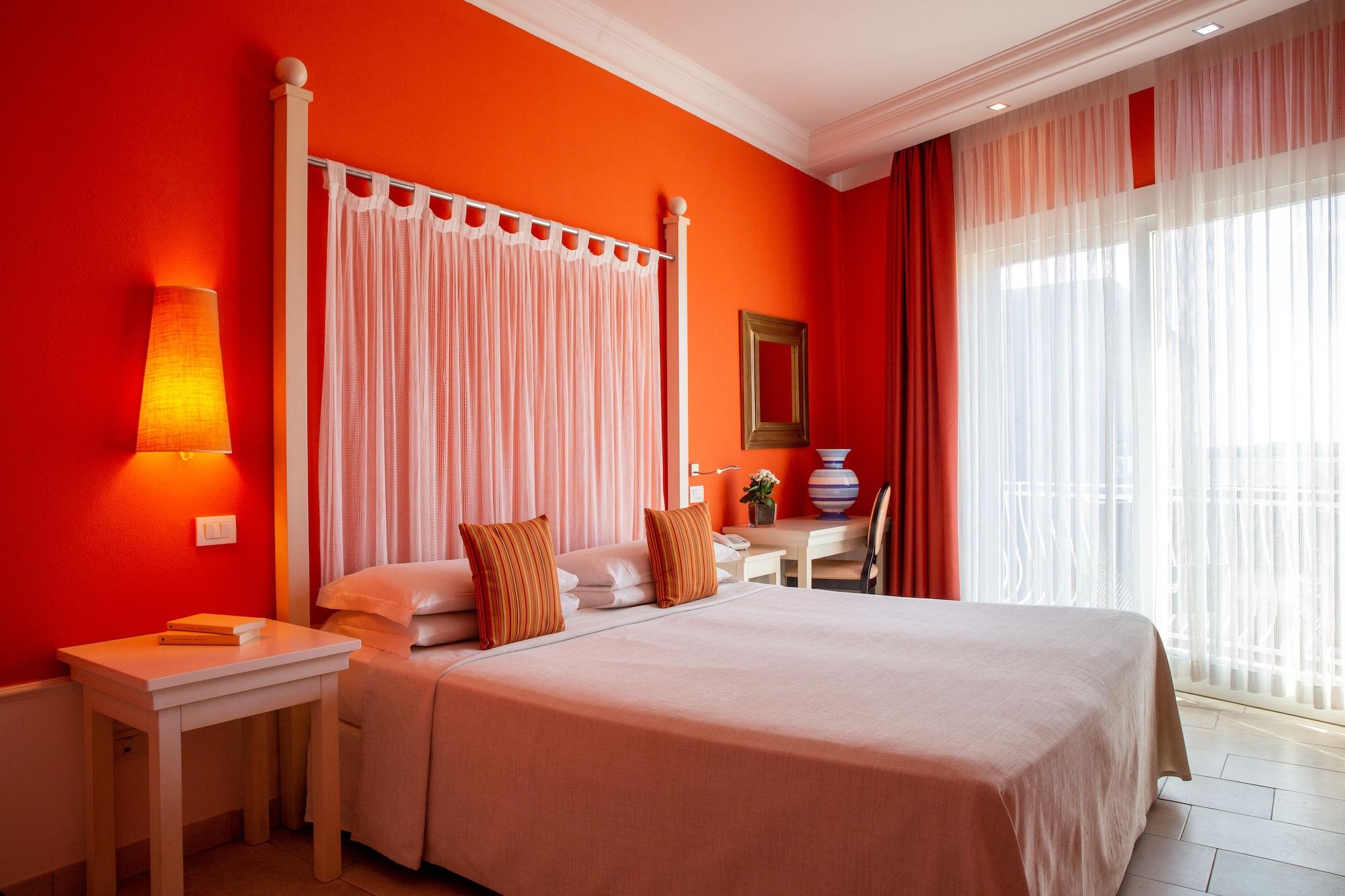 Lu' Hotel Riviera Carloforte  Exterior photo